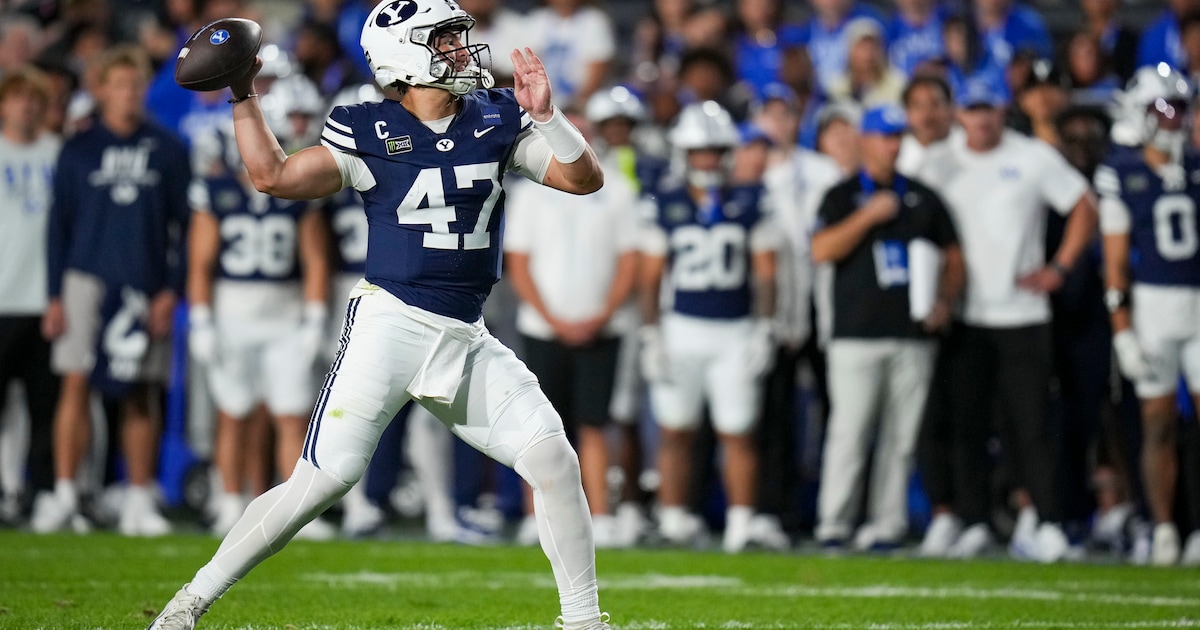 BYU quarterback Bachmeier carries Cougars to win without star running back