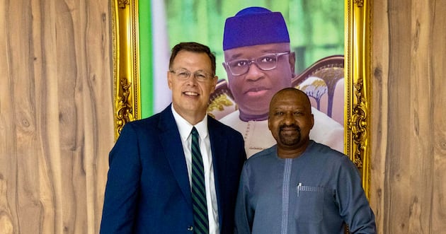 Elder Gilbert meets Sierra Leone vice president in first apostolic visit