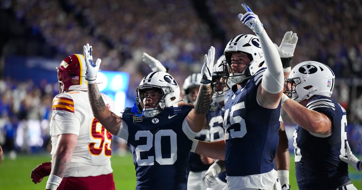 BYU climbs to No. 8 in AP poll; Utah unranked after loss